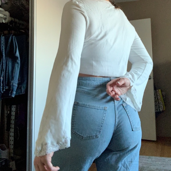 Express Lace Longsleeve - Picture 2 of 3